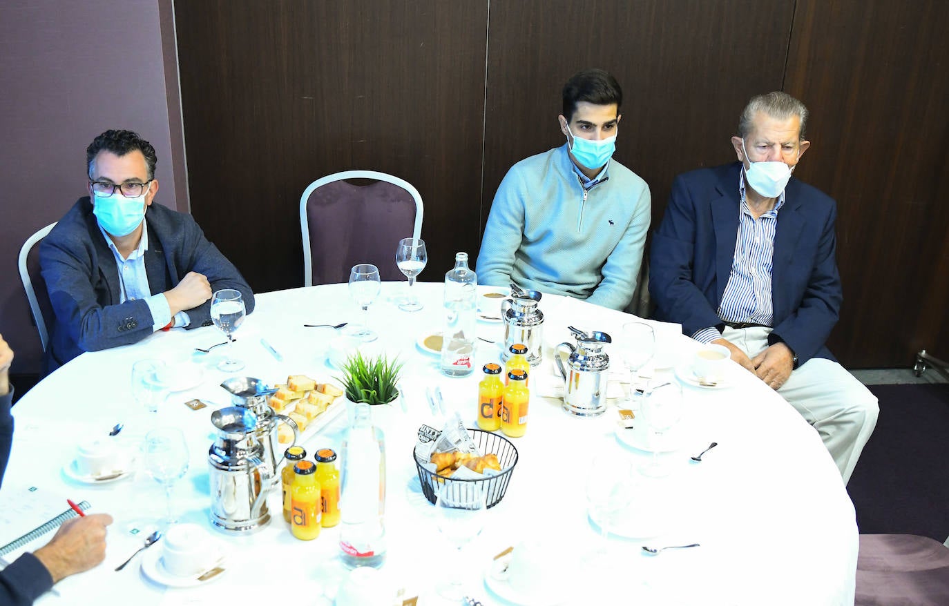 Asistentes al Foro Económico de El Norte.