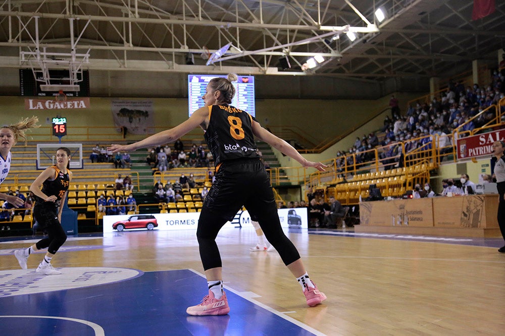 Un voluntarioso Avenida pone la segunda a costa de un débil Riga (72-41)