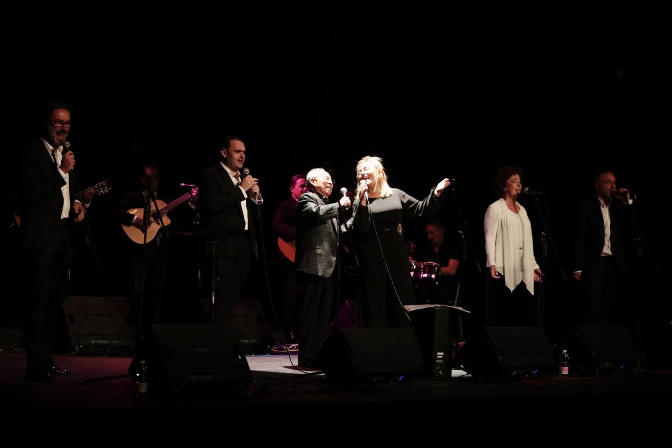 Fotos: Concierto de Mocedades y Los Panchos en el Teatro Carrión de Valladolid