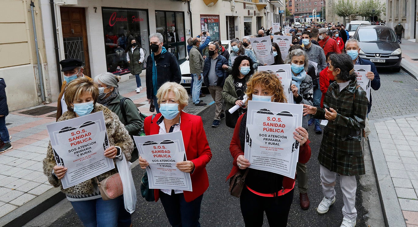 Manifestación en Palencia por la sanidad en el medio rural.