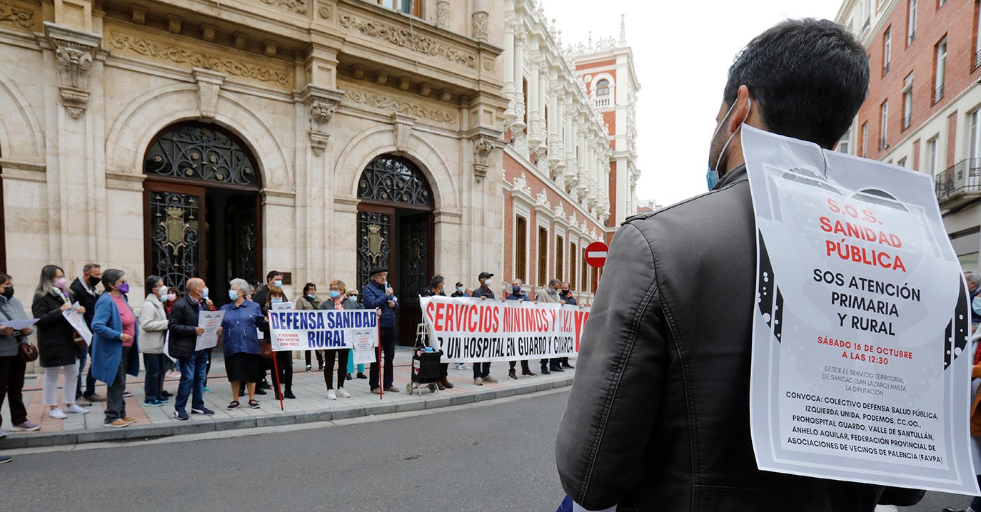 Manifestación en Palencia por la sanidad en el medio rural.