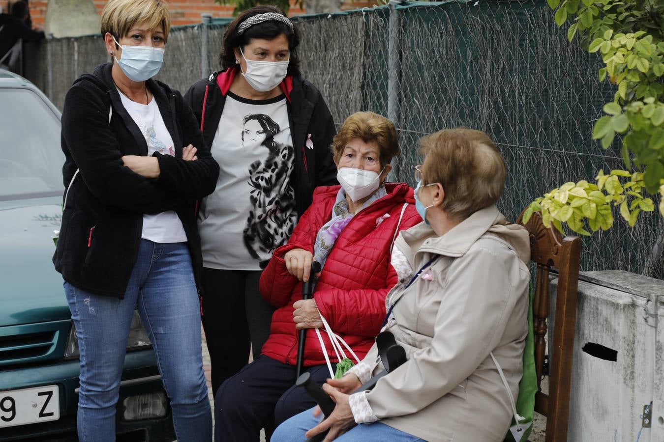 Fotos: Marcha solidaria contra el cáncer en Olivares de Duero