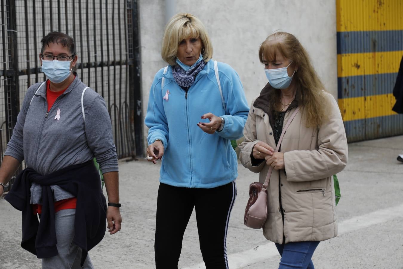 Fotos: Marcha solidaria contra el cáncer en Olivares de Duero