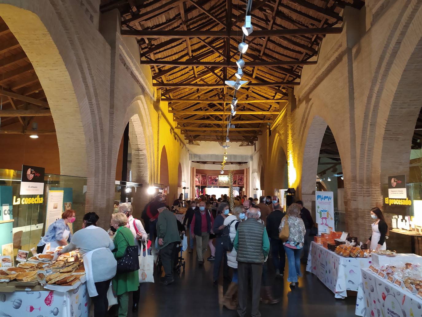 Fotos: Día del Pan y la Lenteja en Mayorga