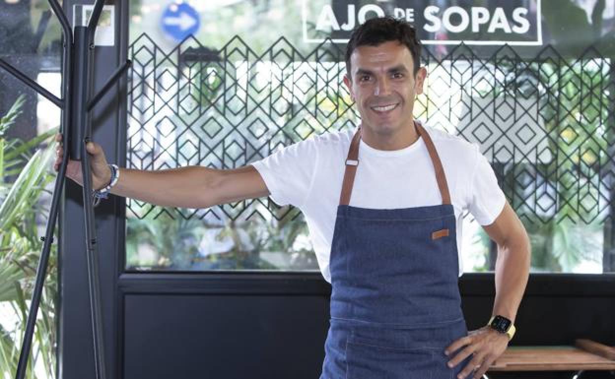Alberto Soto traslada la experiencia adquirida durante años en prestigiosos fogones a su apuesta en Palencia. 