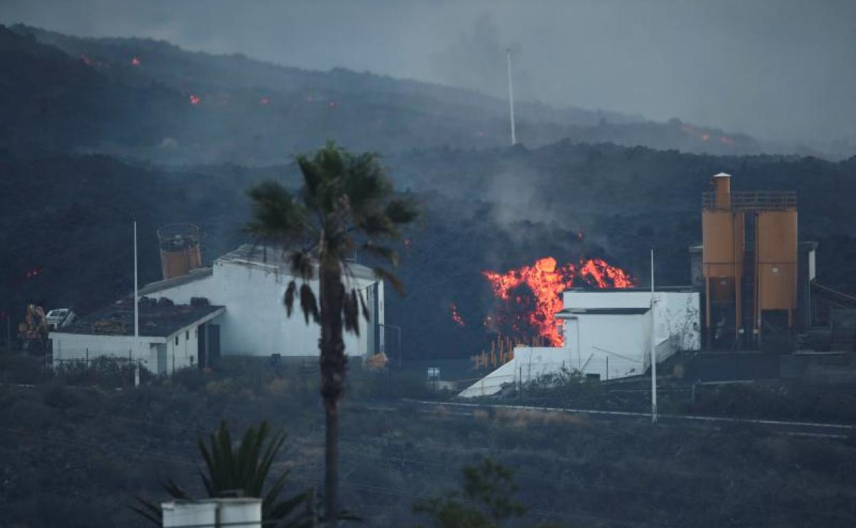 Dinero en efectivo, ropa y calzado para La Palma desde Medina del Campo y Simancas