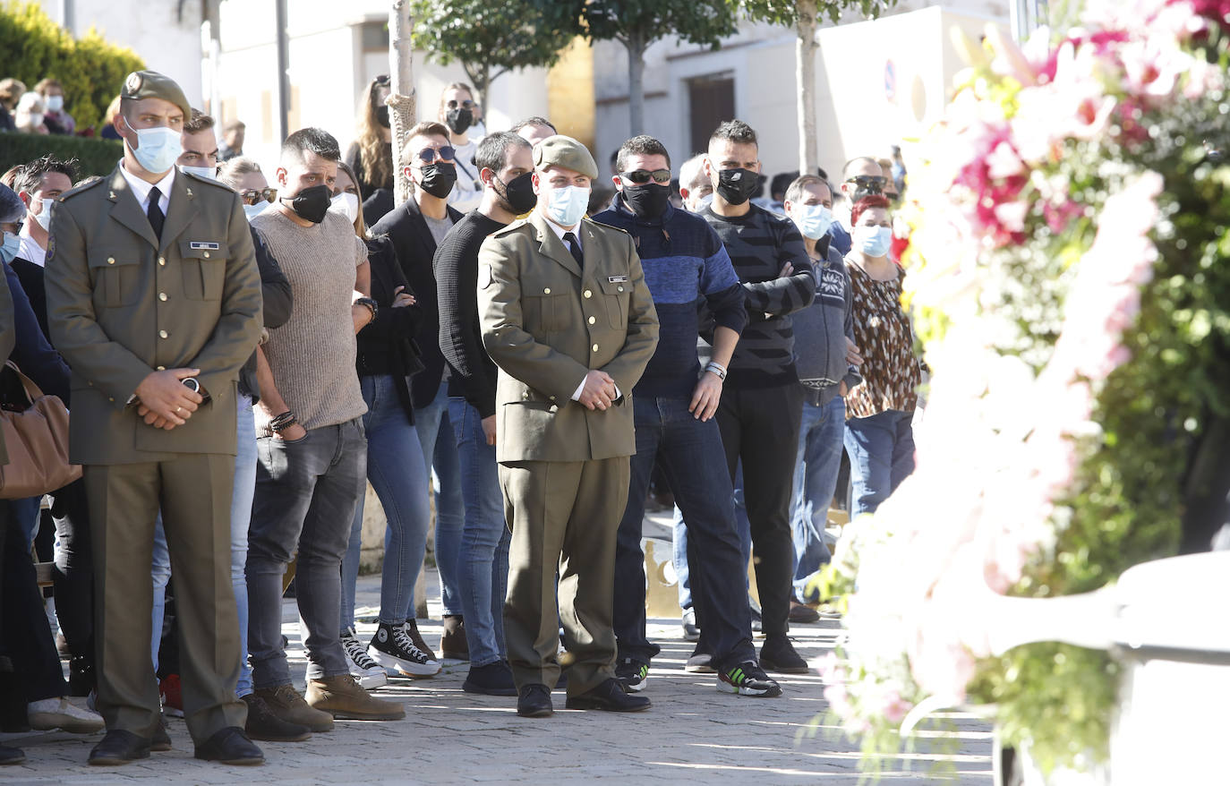 Fotos: Profundo dolor en el funeral militar por Andrés Martín