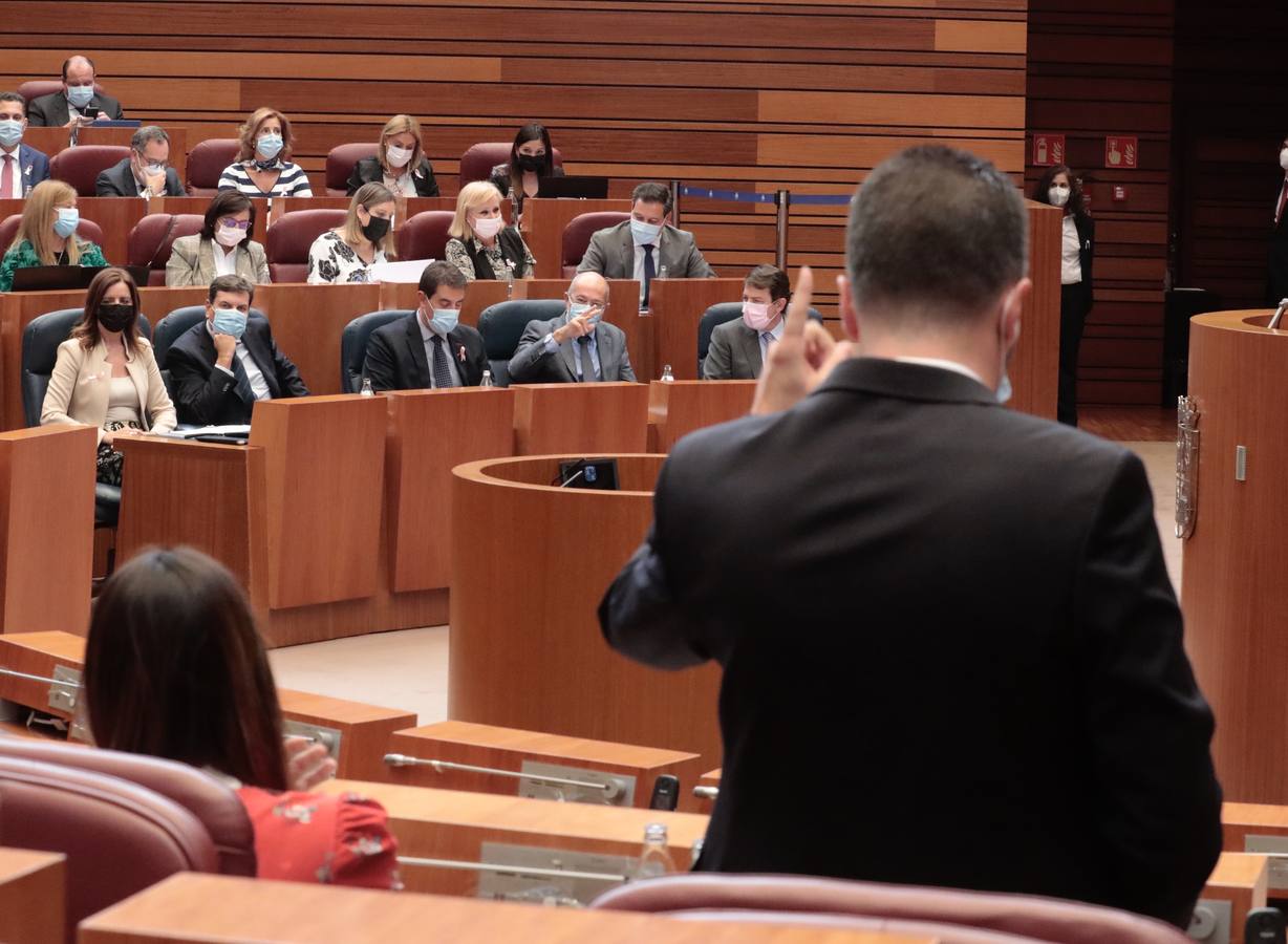 Fotos: Pleno en las Cortes de Castilla y León