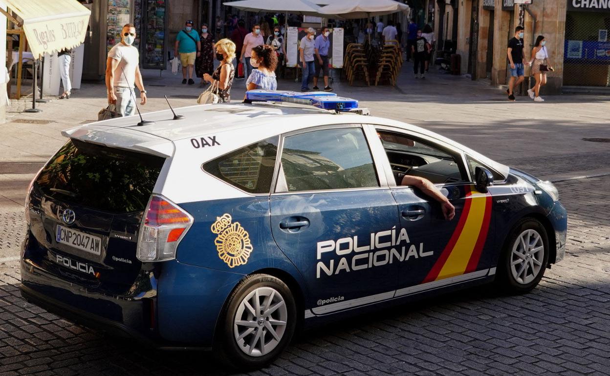 Patrulla de la Policía Nacional. 