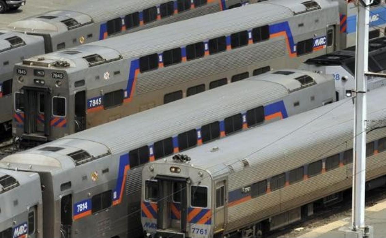 Violan a una mujer en un tren delante de otros viajeros y nadie hace nada