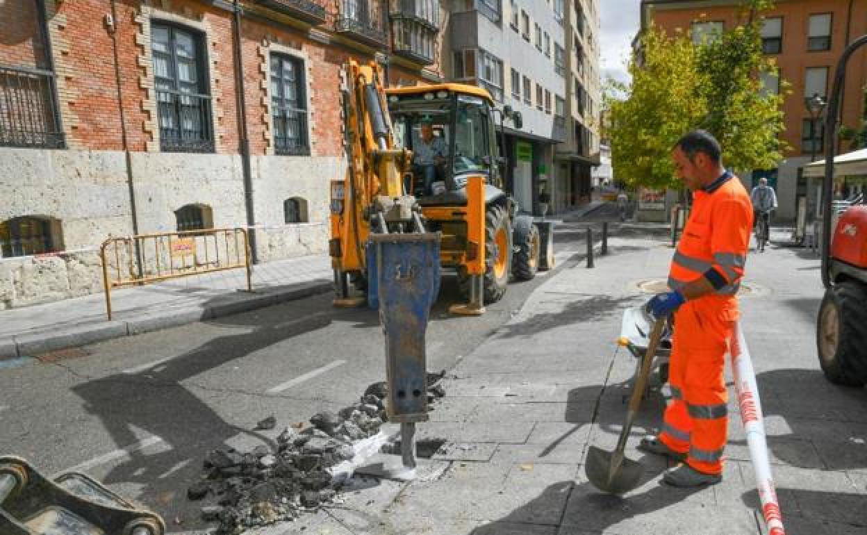 Obras en la plaza de los Arces, en Valladolid