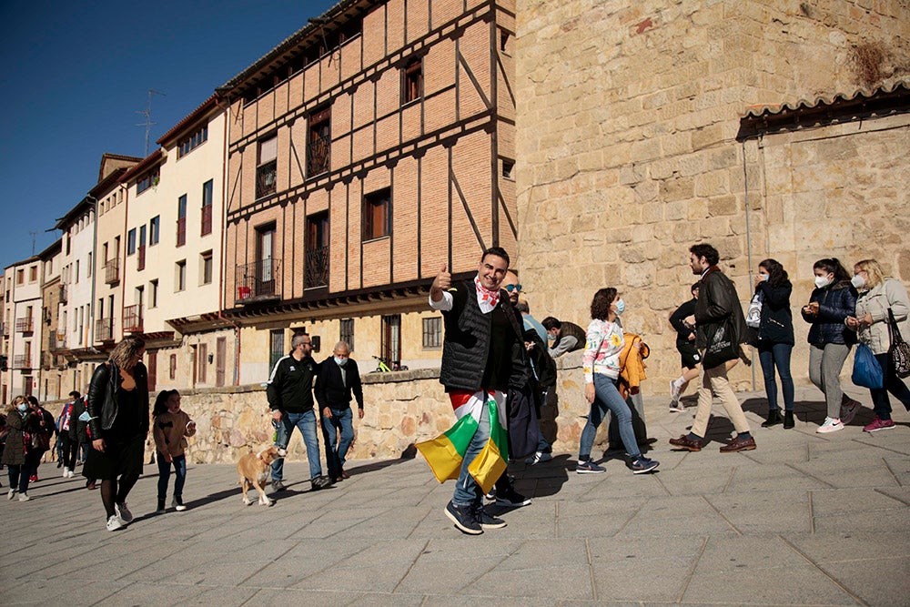 Ruta turística y gastronómica entre las aficiones de Unionistas y SD Logroñés para abrir la fiesta del fútbol popular