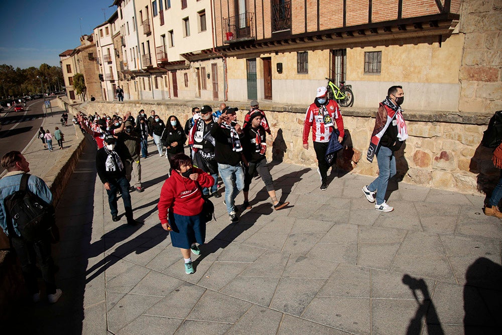 Ruta turística y gastronómica entre las aficiones de Unionistas y SD Logroñés para abrir la fiesta del fútbol popular