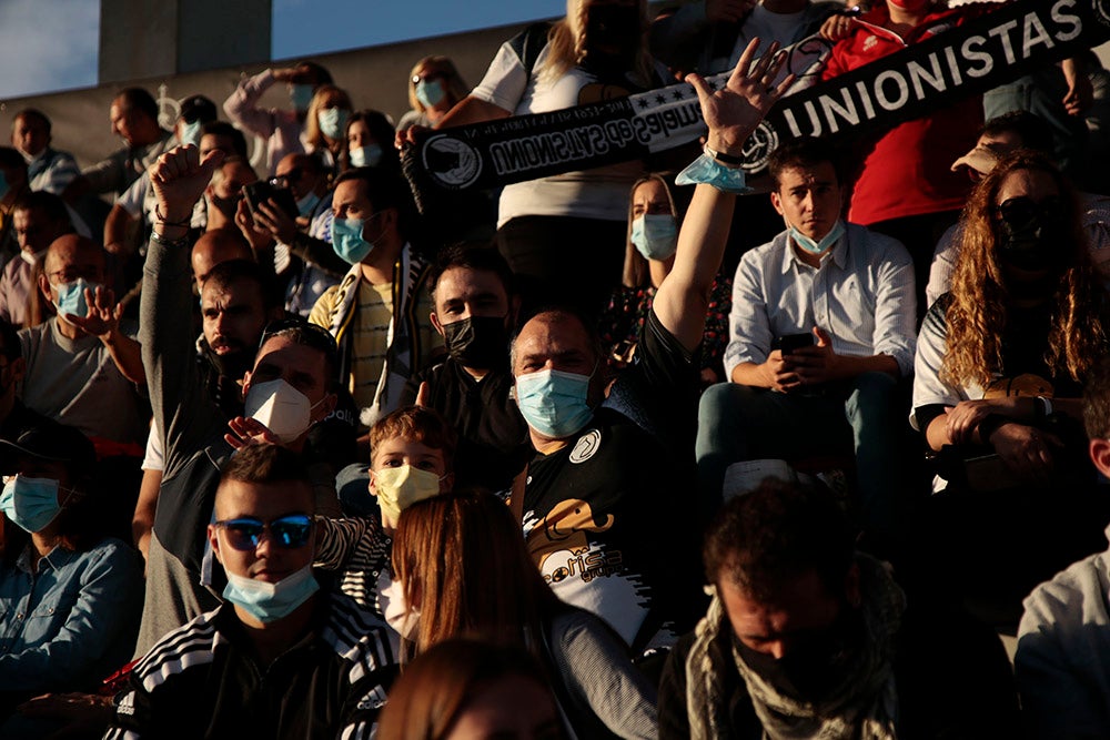 Histórica "Fiesta del Fútbol Popular" entre Unionistas y SD Logroñés en un Reina Sofía de récord 