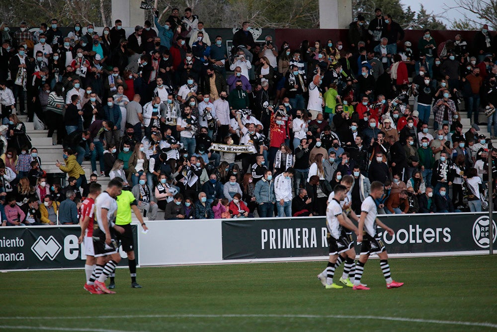 Histórica "Fiesta del Fútbol Popular" entre Unionistas y SD Logroñés en un Reina Sofía de récord 