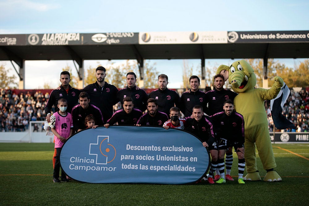 Trepidante oda al balón en la fiesta del fútbol popular entre Unionistas y la SD Logroñés (3-3)