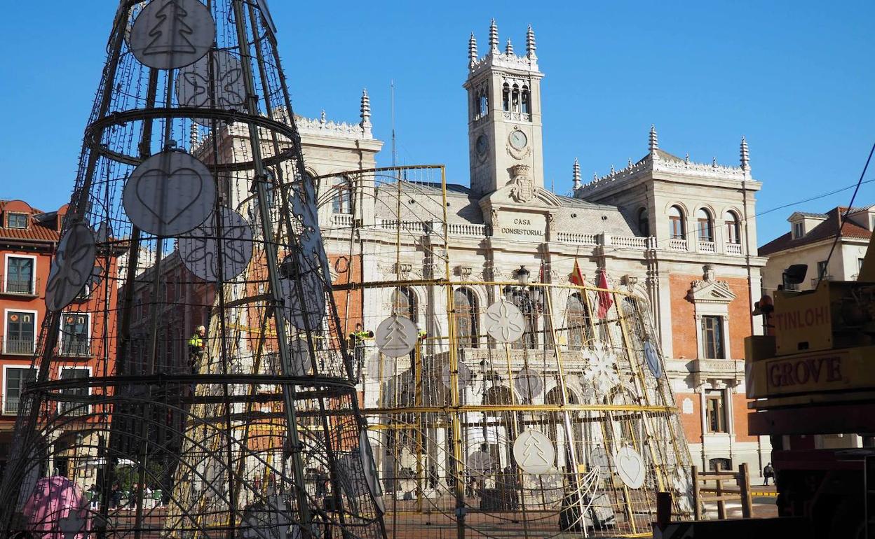 El Árbol de los Deseos en la Plaza Mayor de Valladolid. 