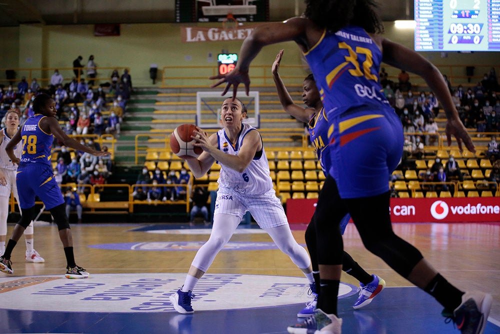 El CB Avenida reacciona a lo grande en la Euroliga tras el nuevo 'toque' de Íñiguez (88-67)