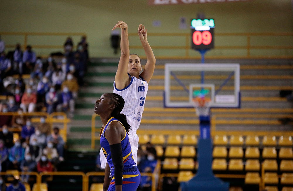 El CB Avenida reacciona a lo grande en la Euroliga tras el nuevo 'toque' de Íñiguez (88-67)