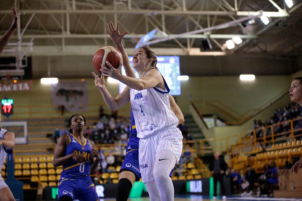 El CB Avenida reacciona a lo grande en la Euroliga tras el nuevo 'toque' de Íñiguez (88-67)