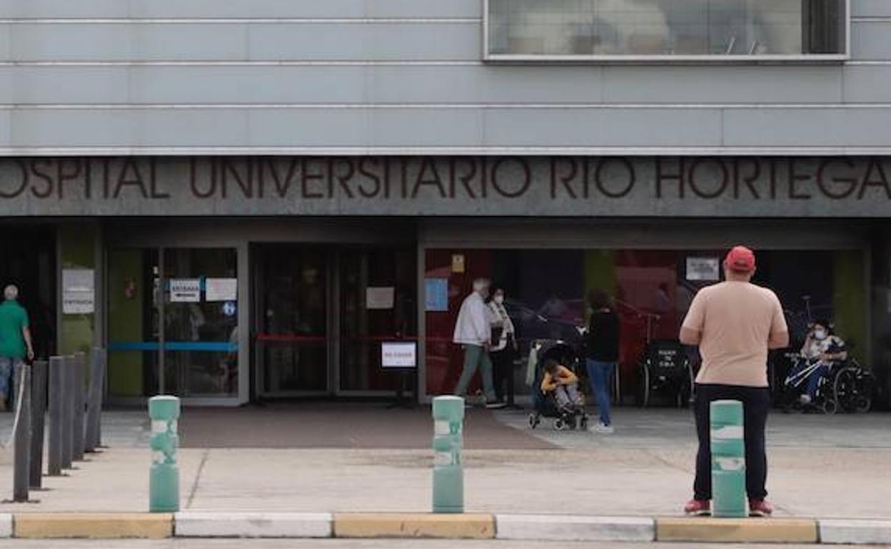 Fachada principal del Hospital Universitario Río Hortega.