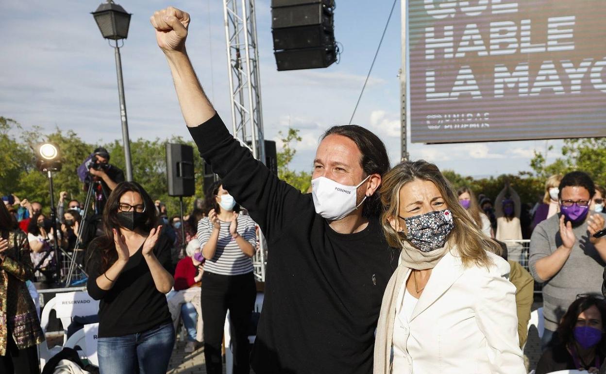 Pablo Iglesias y Yolanda Díaz, en el cierre de campaña de Podemos de las elecciones de Madrid..