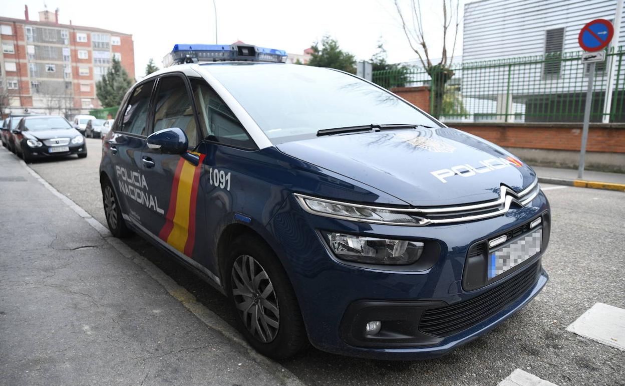 Coche patrulla de la Policía Nacional.
