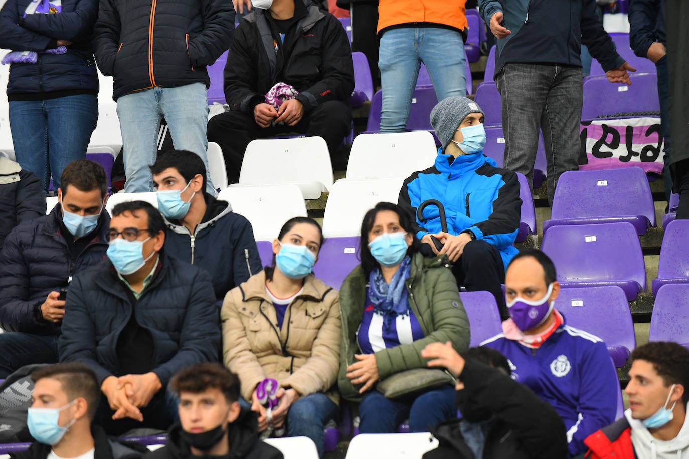 Fotos: Las imágenes de la grada de Zorrilla en el Real Valladolid-Eibar