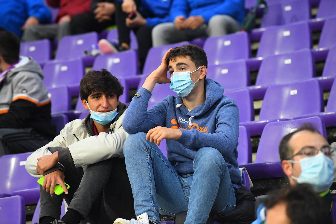 Fotos: Las imágenes de la grada de Zorrilla en el Real Valladolid-Eibar
