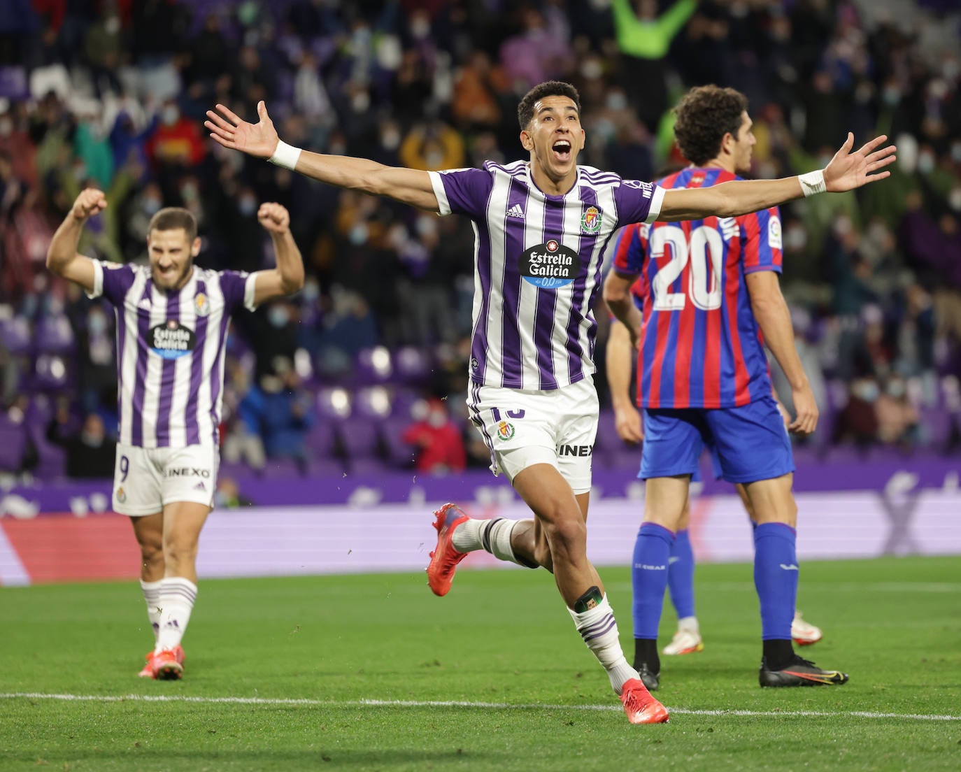 Fotos: Real Valladolid 2-0 Eibar