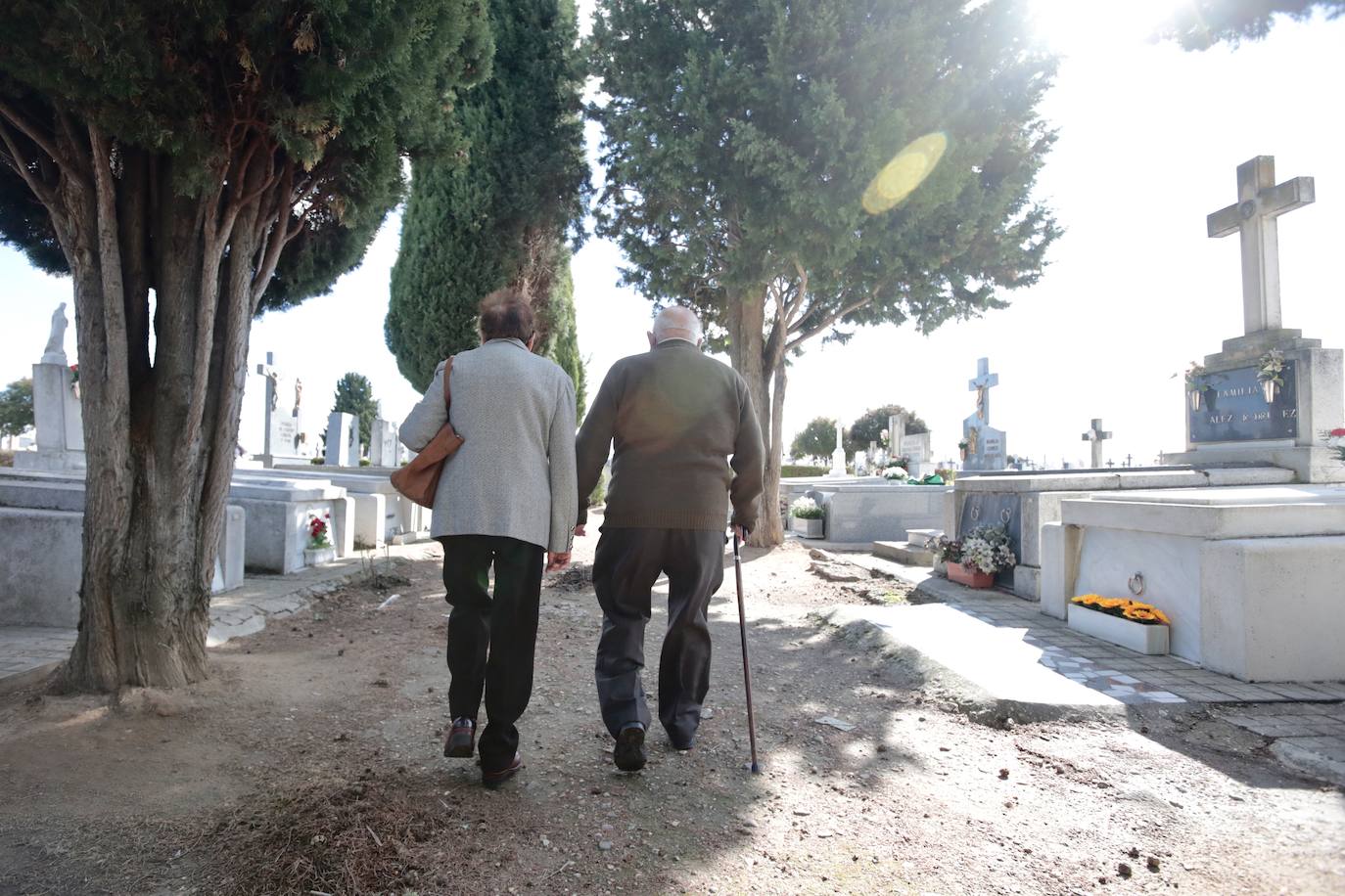 Día de Todos los Santos en el Cementerio del Carmen de Valladolid.