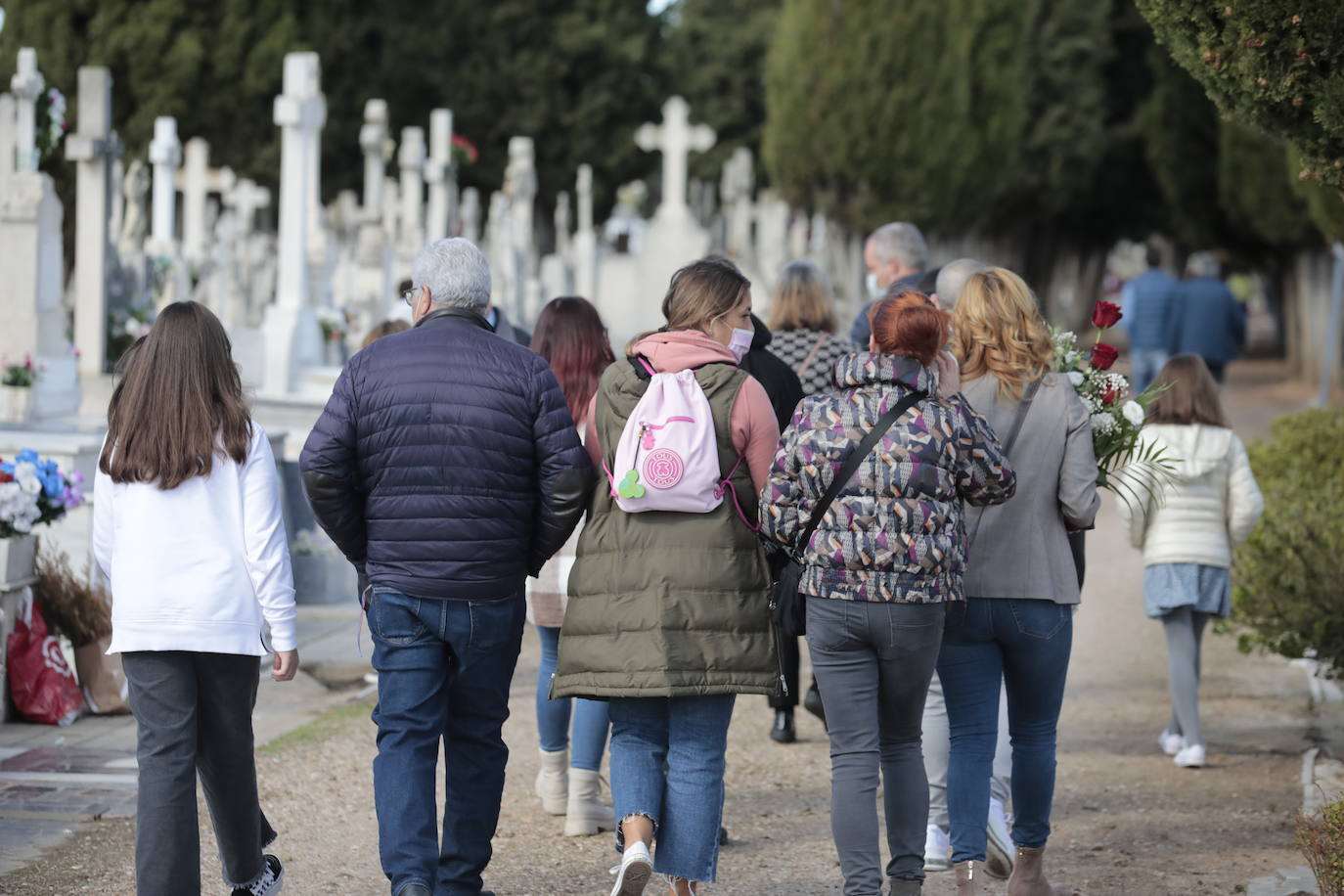 Día de Todos los Santos en el Cementerio del Carmen de Valladolid.