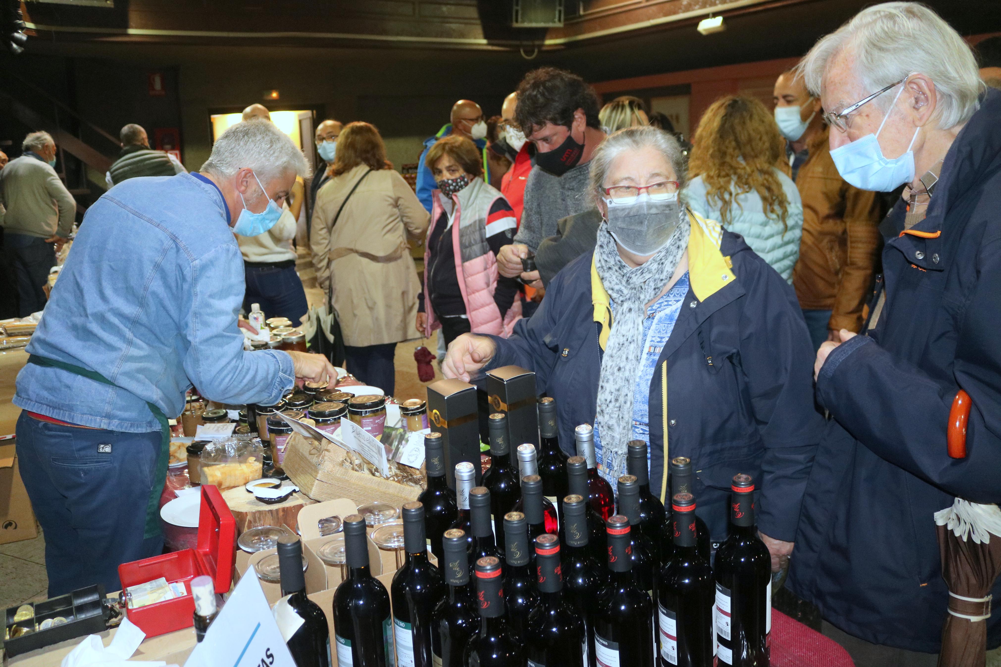 Baltanás disfrutó de la X Feria del Queso y el Vino con diversos actos durante toda la jornada