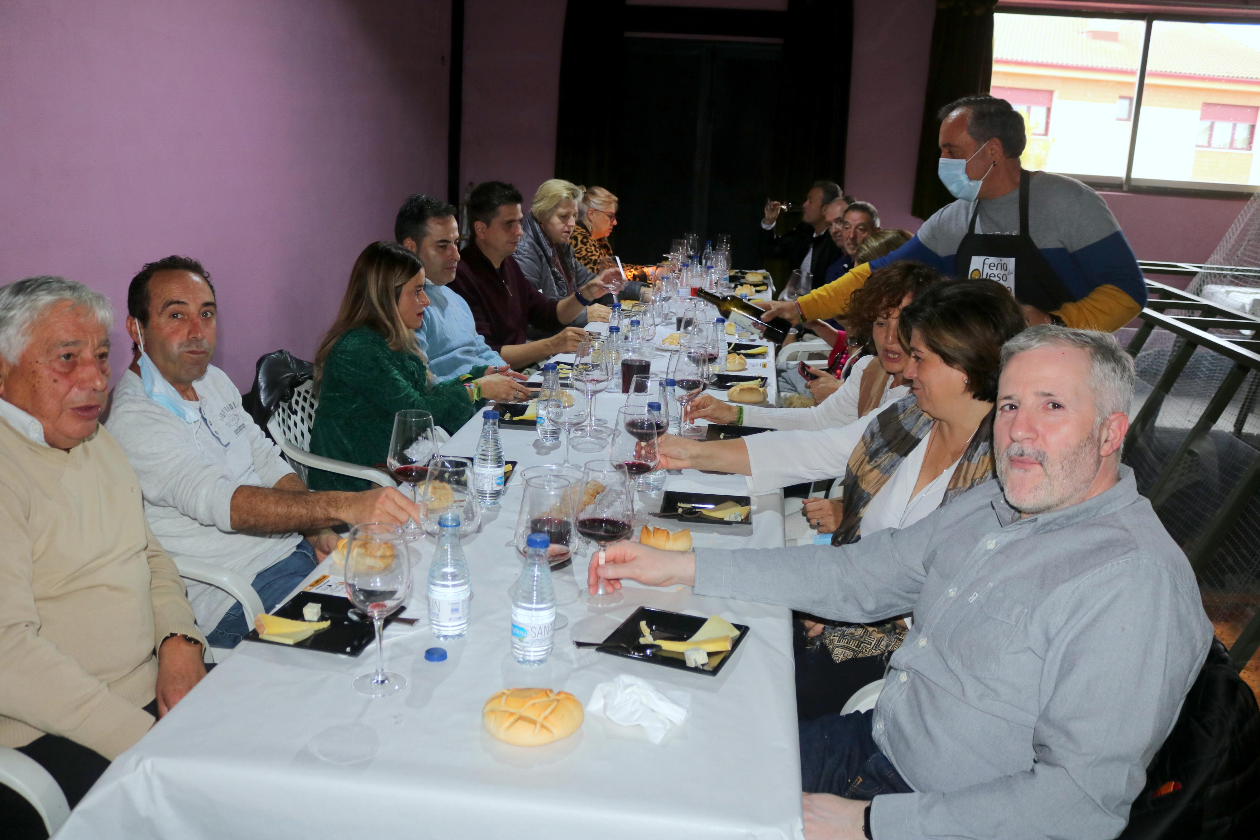 Baltanás disfrutó de la X Feria del Queso y el Vino con diversos actos durante toda la jornada