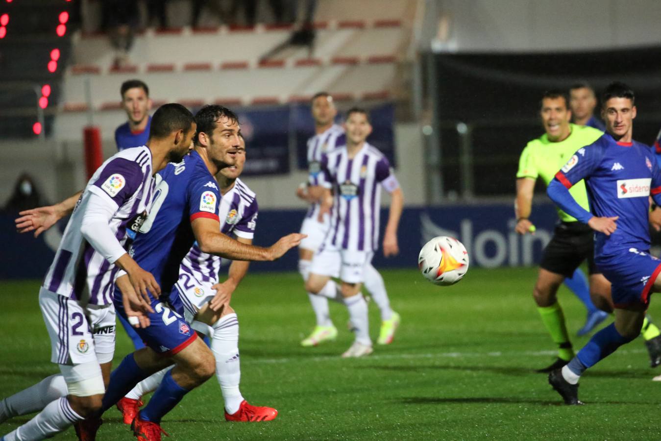 Fotos: Derrota del Real Valladolid ante el Amorebieta (4-1)