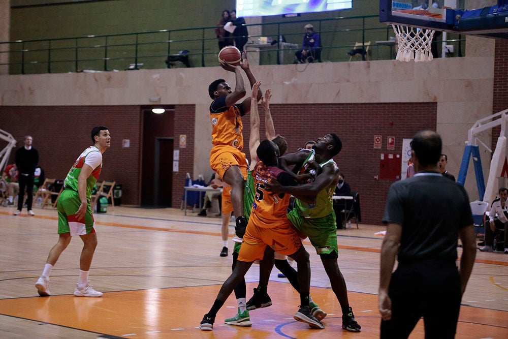 Otra vez la misma película de terror para el Aquimisa Carbajosa (69-82)