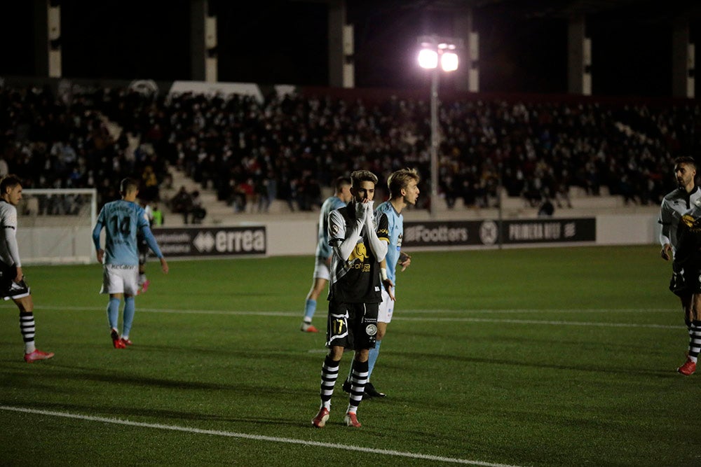 Unionistas y Celta B se reparten los puntos en un partido de plomos fundidos (1-1)