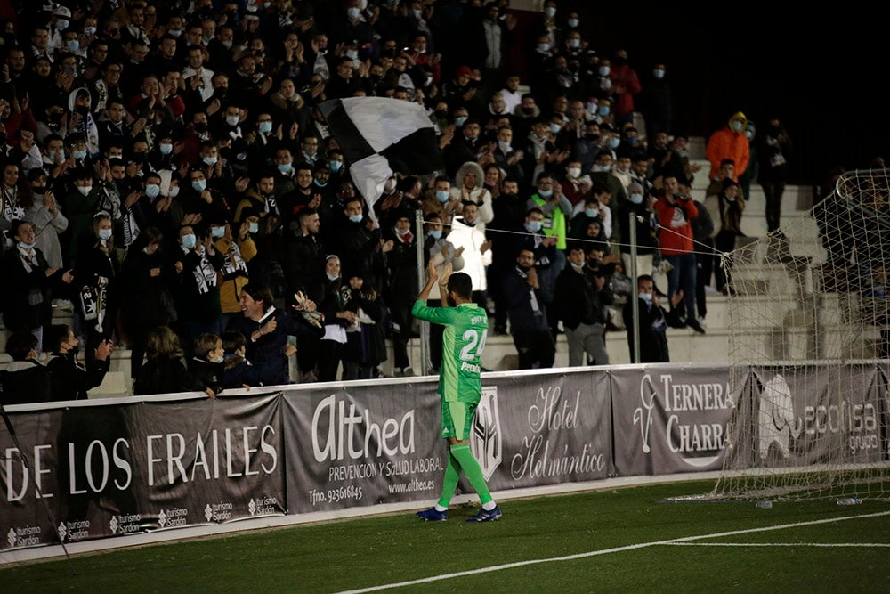 Unionistas y Celta B se reparten los puntos en un partido de plomos fundidos (1-1)