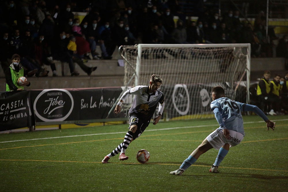 Unionistas y Celta B se reparten los puntos en un partido de plomos fundidos (1-1)