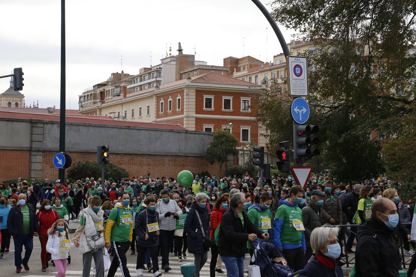 Fotos: Marcha contra el Cáncer en Valladolid (7)