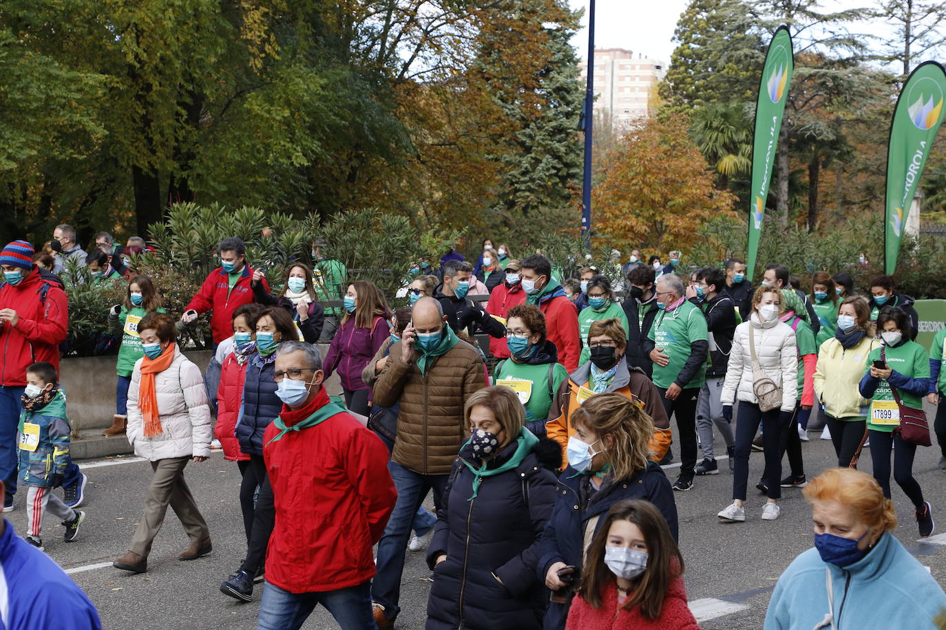 Fotos: Marcha contra el Cáncer en Valladolid (8)