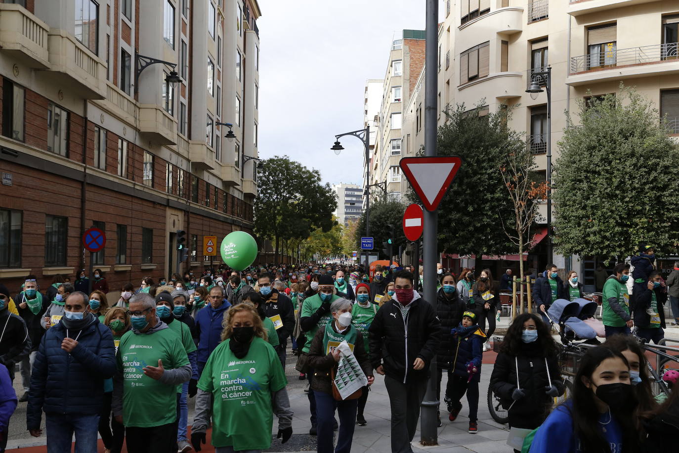 Fotos: Marcha contra el Cáncer en Valladolid (8)