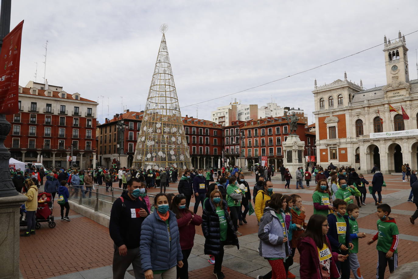 Fotos: Marcha contra el Cáncer en Valladolid (10)