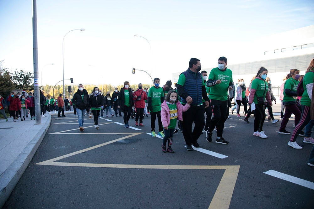 Miles de personas partieron desde el parque Elio Antonio de Nebrija en el regreso de la Marcha Salamanca Contra el Cáncer