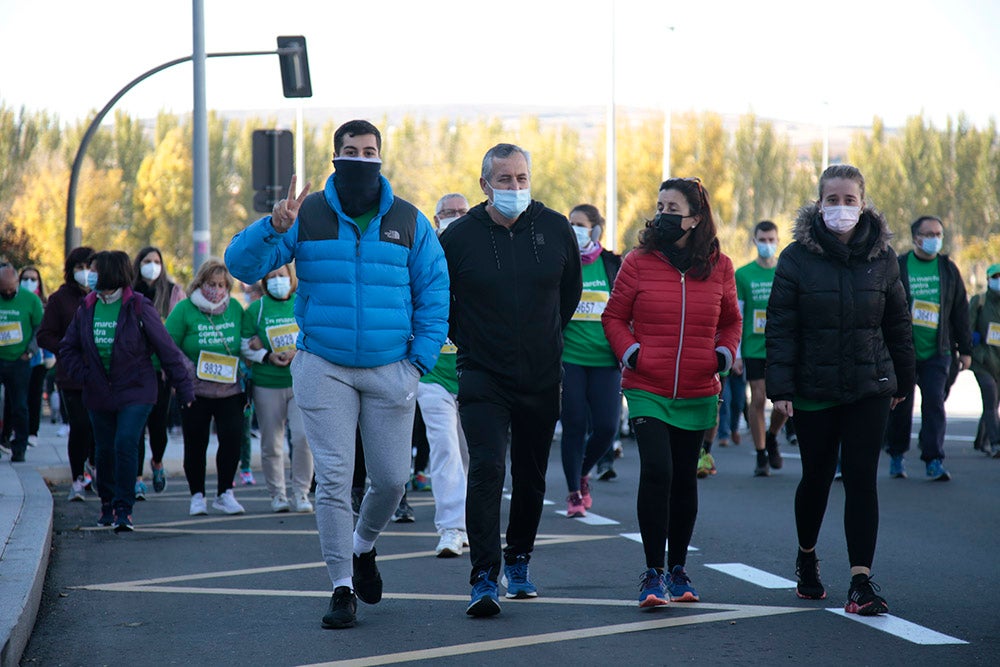 Miles de personas partieron desde el parque Elio Antonio de Nebrija en el regreso de la Marcha Salamanca Contra el Cáncer