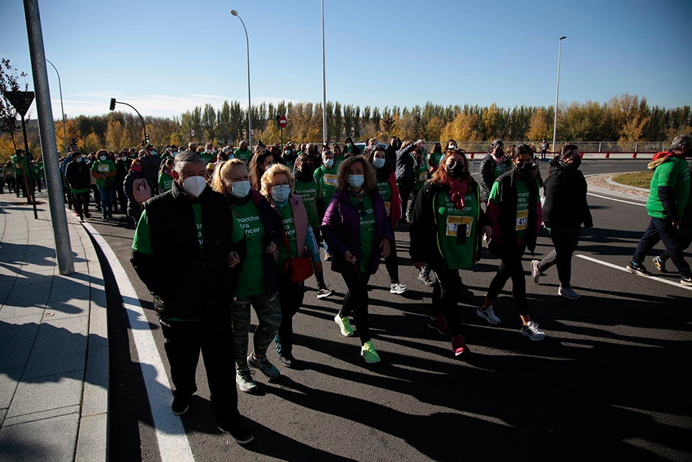 Miles de personas partieron desde el parque Elio Antonio de Nebrija en el regreso de la Marcha Salamanca Contra el Cáncer