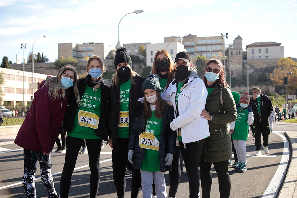 Miles de personas partieron desde el parque Elio Antonio de Nebrija en el regreso de la Marcha Salamanca Contra el Cáncer