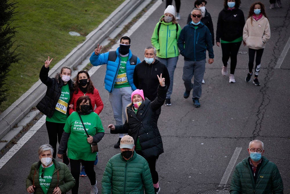 Miles de personas partieron desde el parque Elio Antonio de Nebrija en el regreso de la Marcha Salamanca Contra el Cáncer