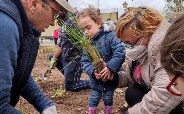 Los máspequeños también participaron en la iniciativa. 