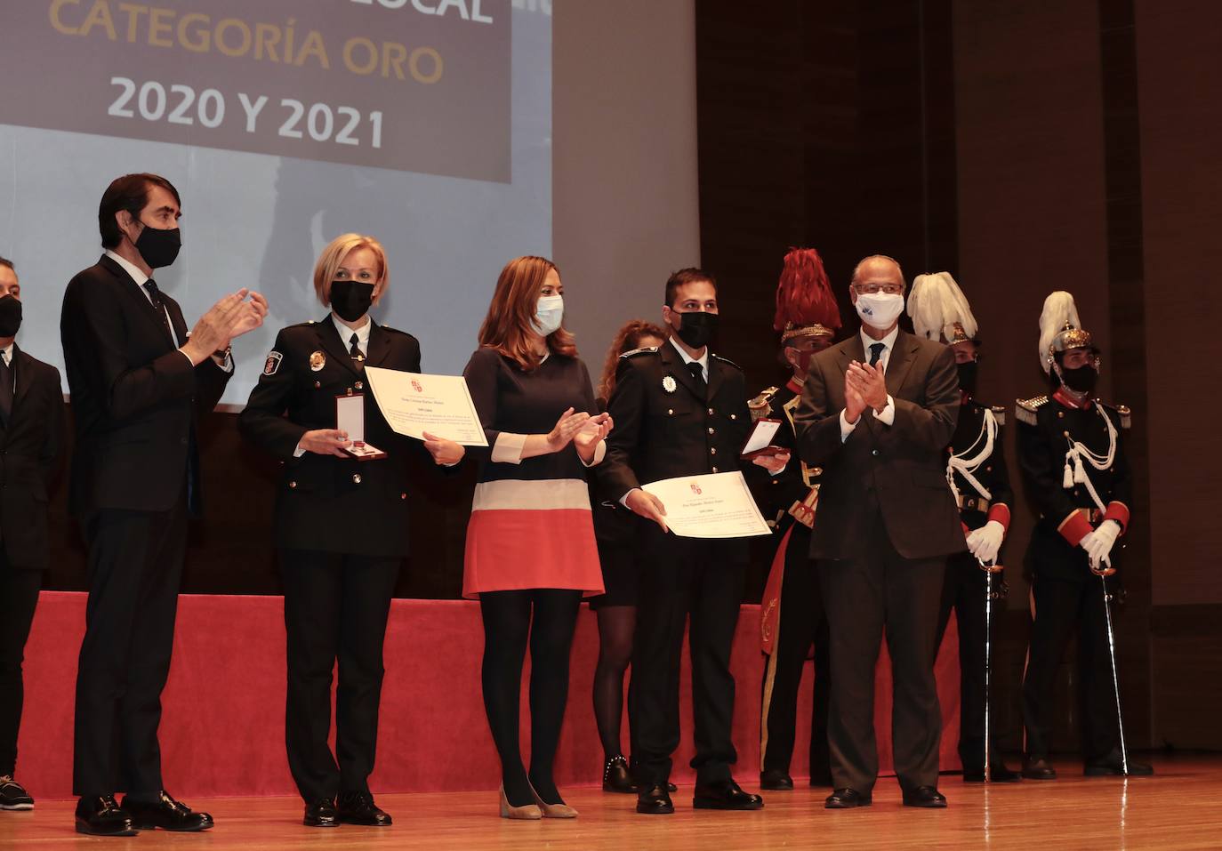 Fotos: Entrega de medallas en el Congreso Autonómico de Coordinación de Policía Local 1/4